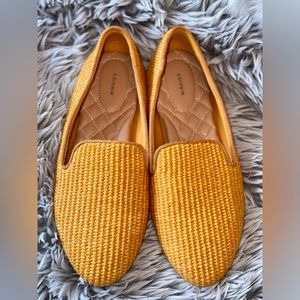 Birdies Yellow Flats